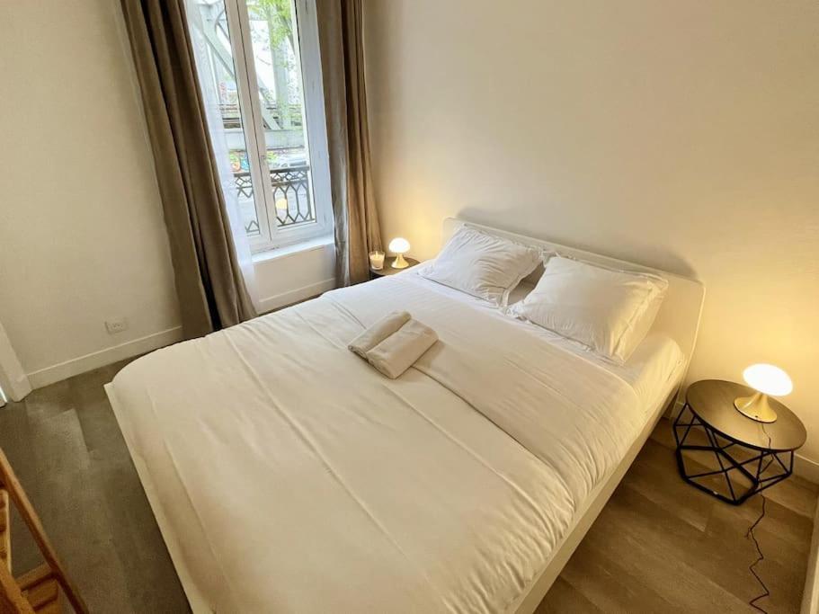 1Br Et Canape Lit Dans Le Salon Apartment Paris Ngoại thất bức ảnh