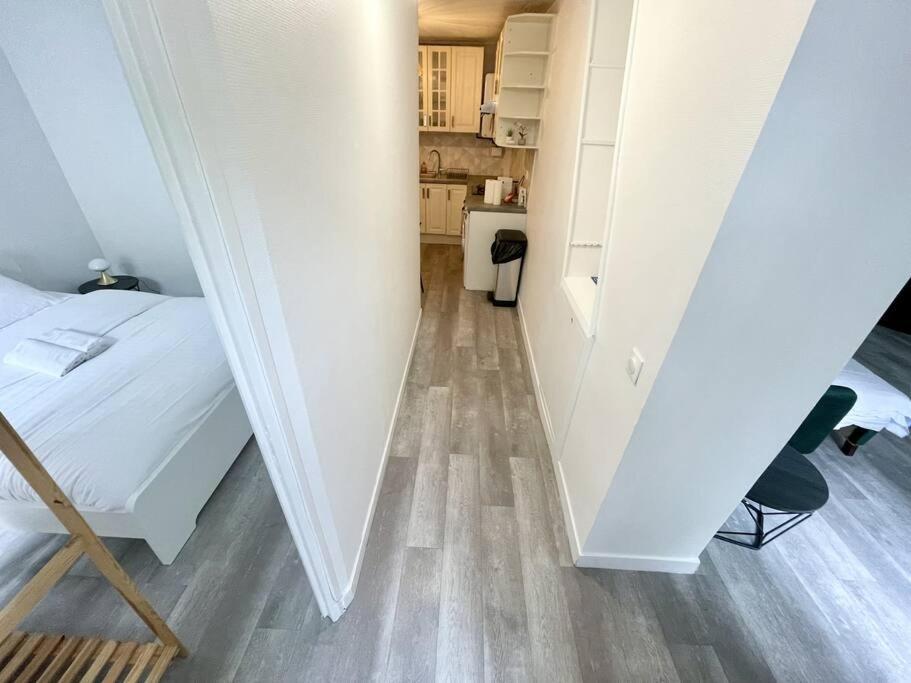 1Br Et Canape Lit Dans Le Salon Apartment Paris Ngoại thất bức ảnh