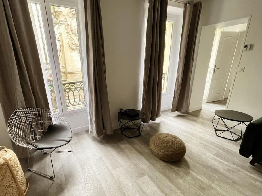 1Br Et Canape Lit Dans Le Salon Apartment Paris Ngoại thất bức ảnh